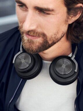 B&O Bang Olufsen Beoplay H9 Headphones